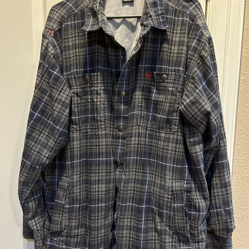 Ariat FR men XL insulated shirt jacket - Picture 2 of 8